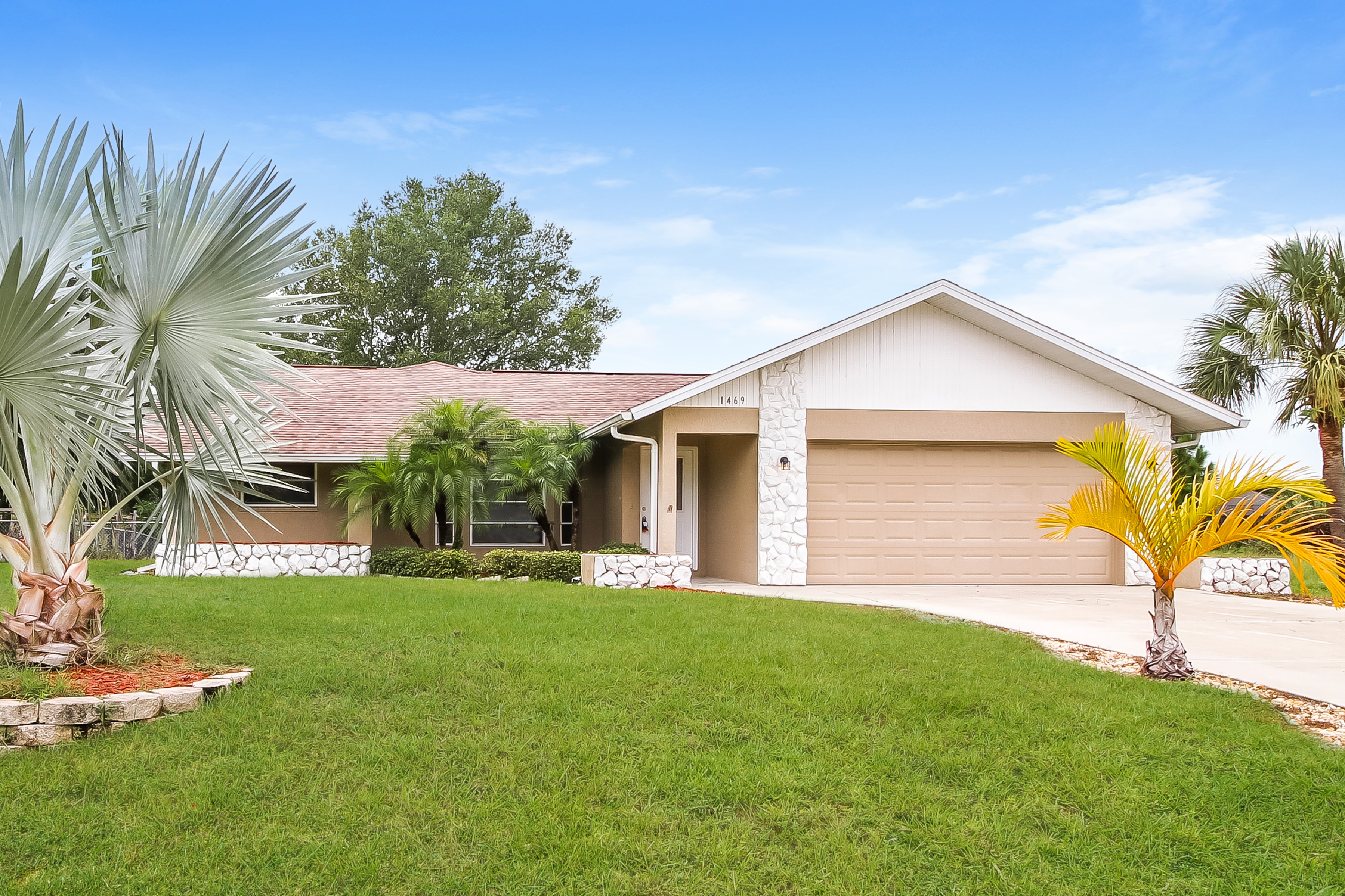 1469 Wise Dr North Port, FL 34286